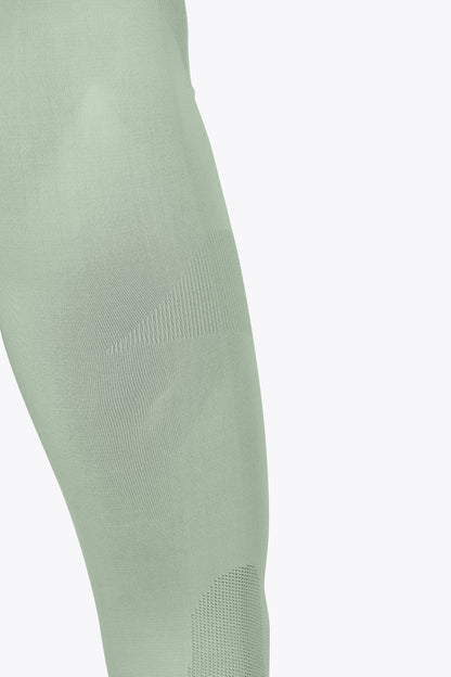 Osaka women shimuresu leggin in jadeite with logo in grey. Detail fabric view