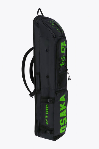 Pro Tour stickbag large in black with logo in green. Side view