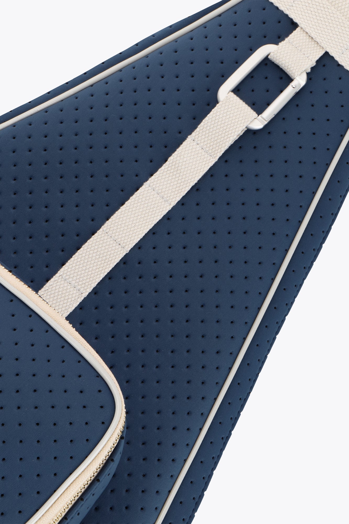 Osaka neoprene padel bag in navy with structure and logo in white. Detail front view
