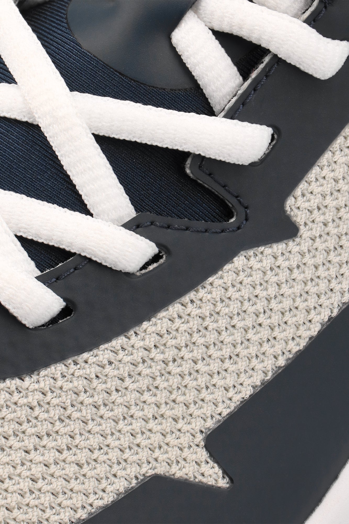 Osaka footwear Kai Mk1 in grey navy with logo in navy. Detail view