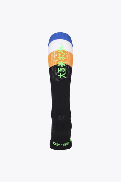 Osaka Field Hockey Socks fluo orange, white and blue with Osaka logo in green. Front view 